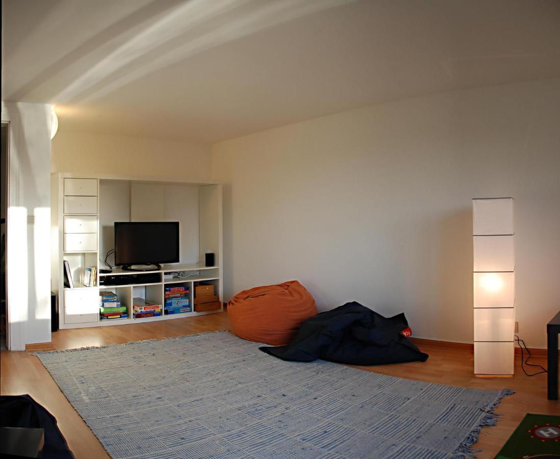 Ruhiges, Gemuetliches Ferienhaus Mit Grossem Garten เวมส์ ภายนอก รูปภาพ