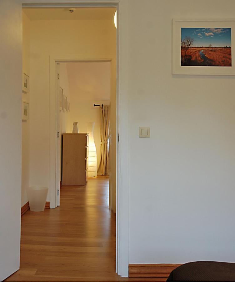 Ruhiges, Gemuetliches Ferienhaus Mit Grossem Garten เวมส์ ภายนอก รูปภาพ