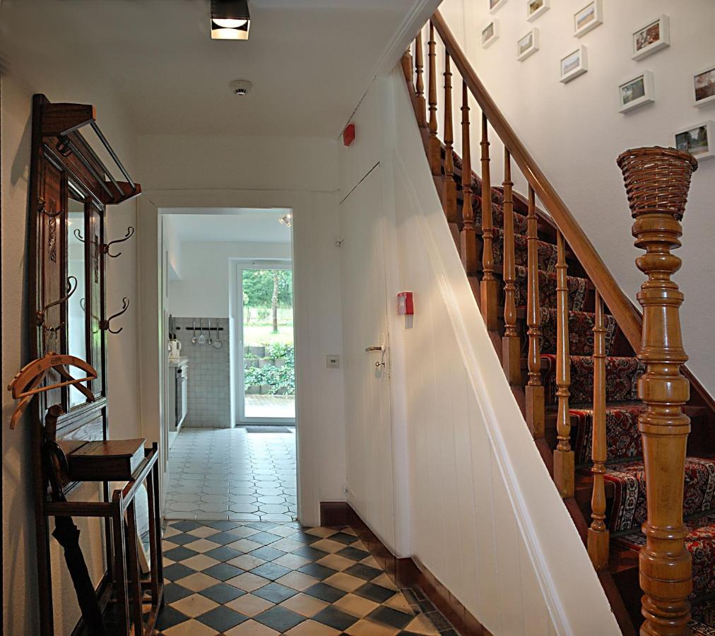 Ruhiges, Gemuetliches Ferienhaus Mit Grossem Garten เวมส์ ภายนอก รูปภาพ