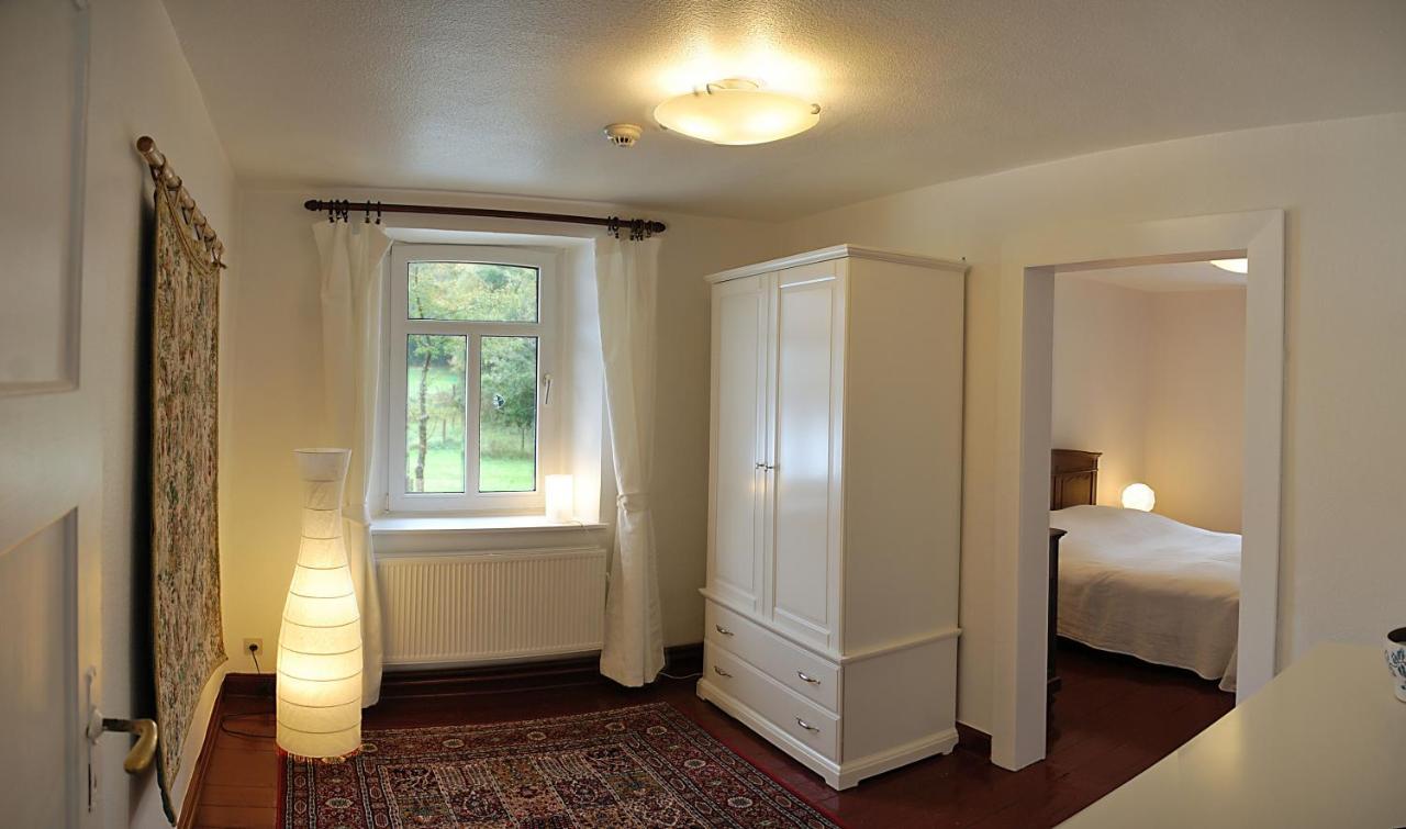 Ruhiges, Gemuetliches Ferienhaus Mit Grossem Garten เวมส์ ภายนอก รูปภาพ